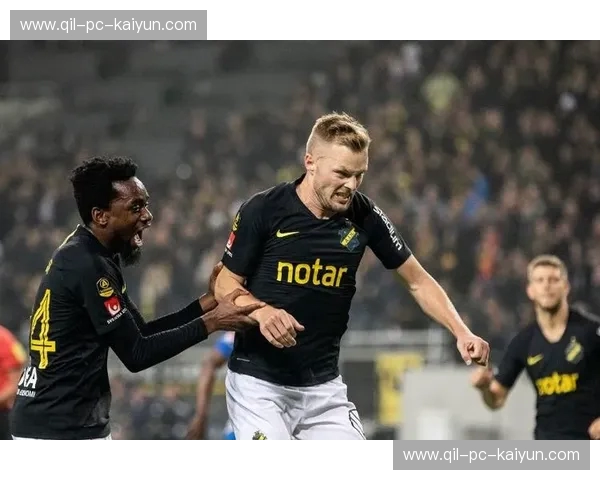 北欧绿茵的王权与逆袭：索尔纳vs萨工人，不仅是积分的博弈，更是阶级的对话